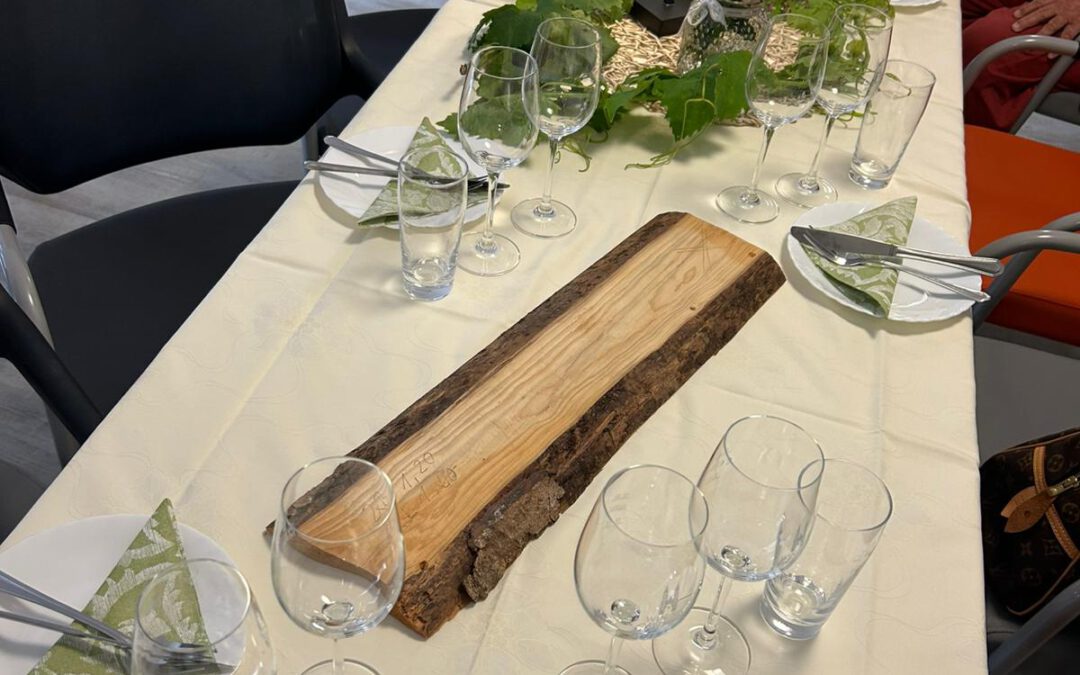 Weinbruderschaft tappt im Dunkeln